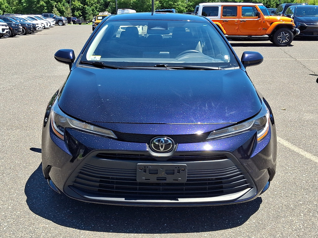 Used 2023 Toyota Corolla LE FWD image 8