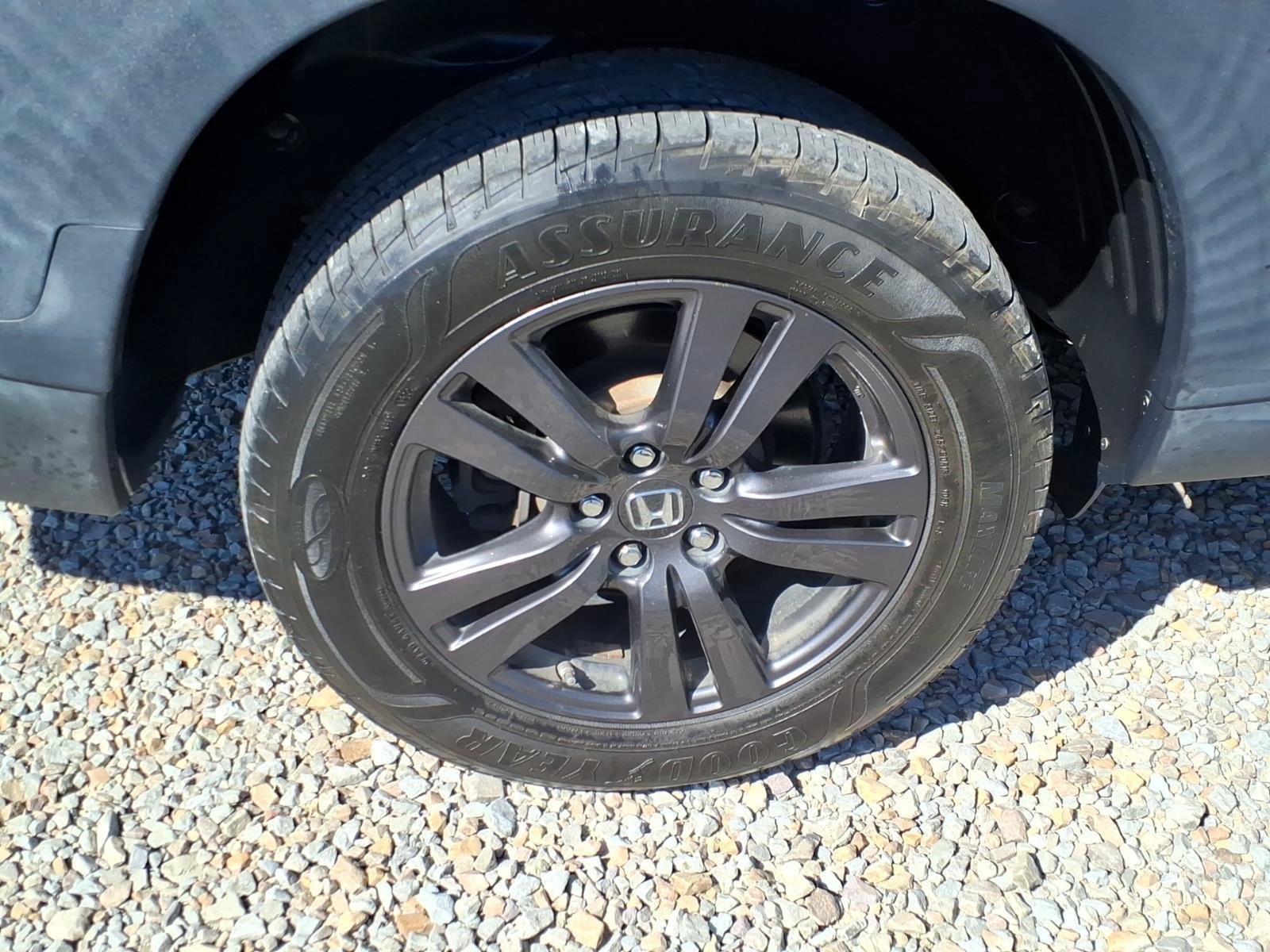 Used 2017 Honda Ridgeline Sport image 10