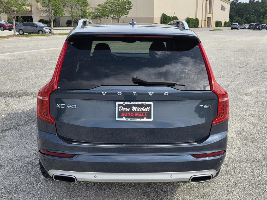 Used 2018 Volvo XC90 T6 Momentum w/ Convenience Package AWD/4WD image 3