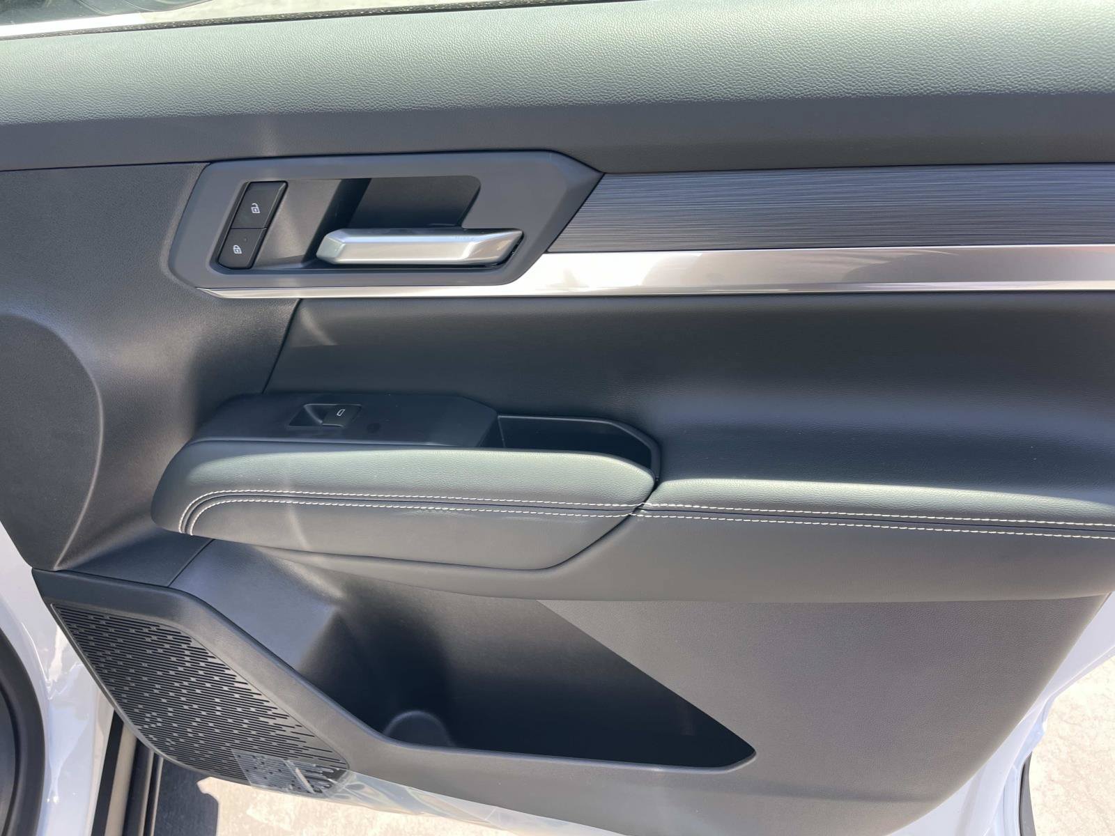 New 2026 GMC Terrain Elevation w/ Black Edition FWD image 24
