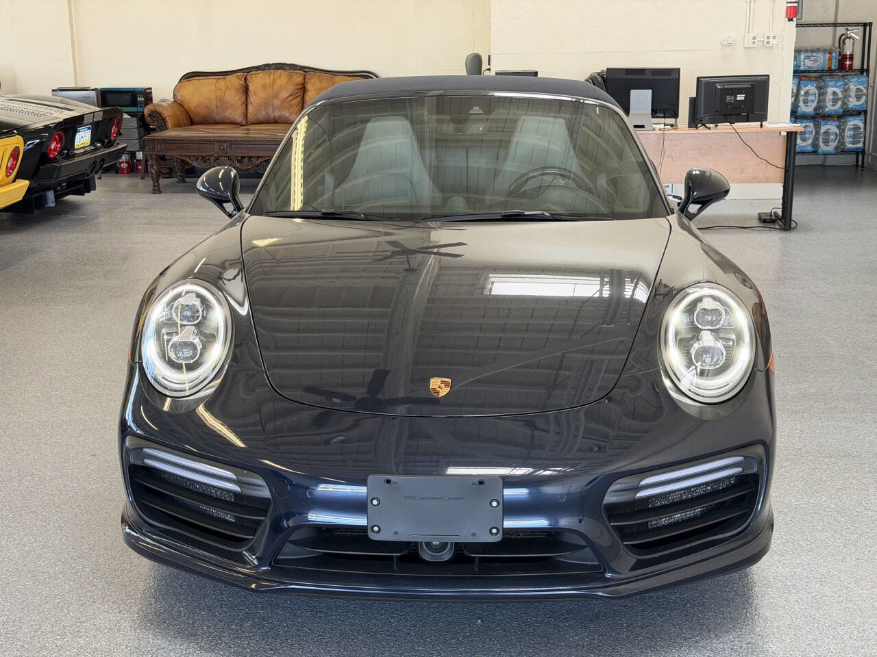 Used 2019 Porsche 911 Turbo S image 10