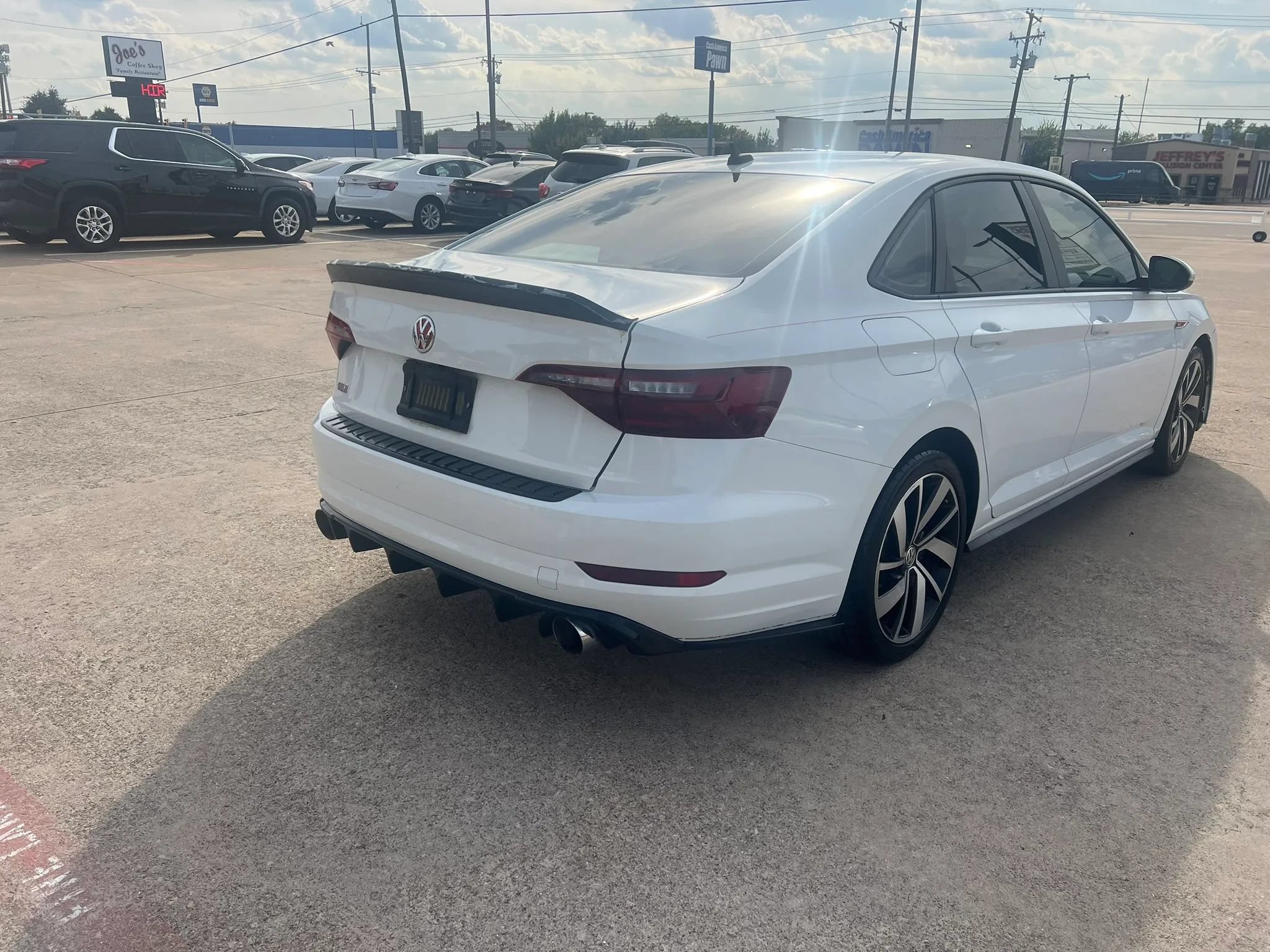 Used 2020 Volkswagen Jetta GLI FWD image 5