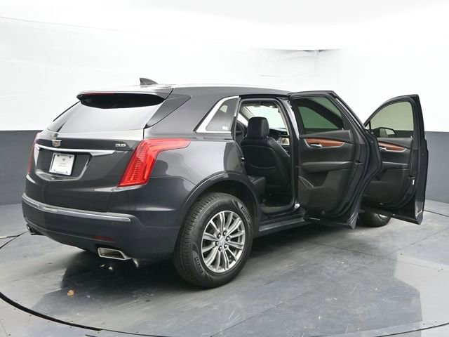 Used 2017 Cadillac XT5 Luxury w/ LPO, Wheel Lock Package image 36