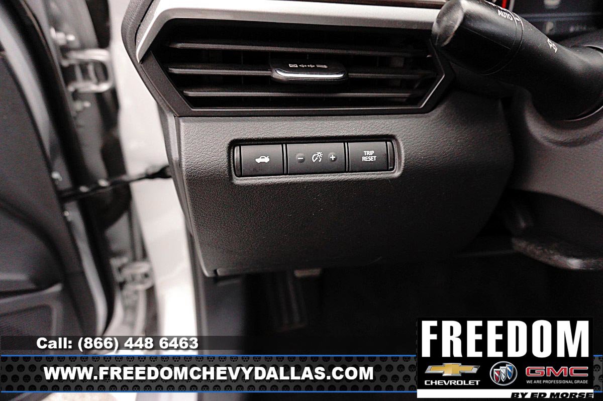 Used 2024 Nissan Altima 2.5 SV FWD image 22