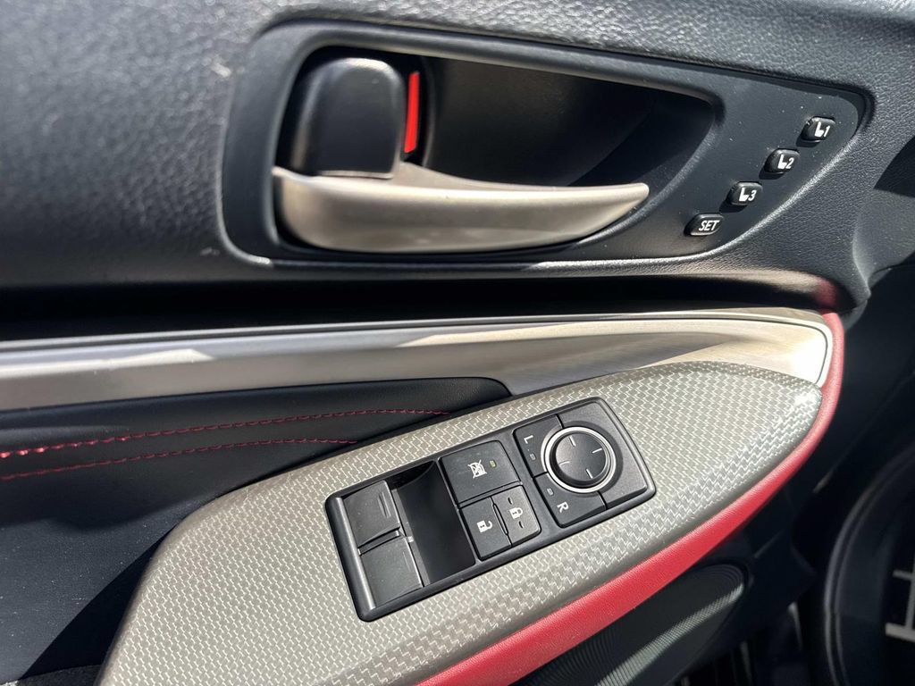Used 2017 Lexus RC 350 F Sport RWD image 22