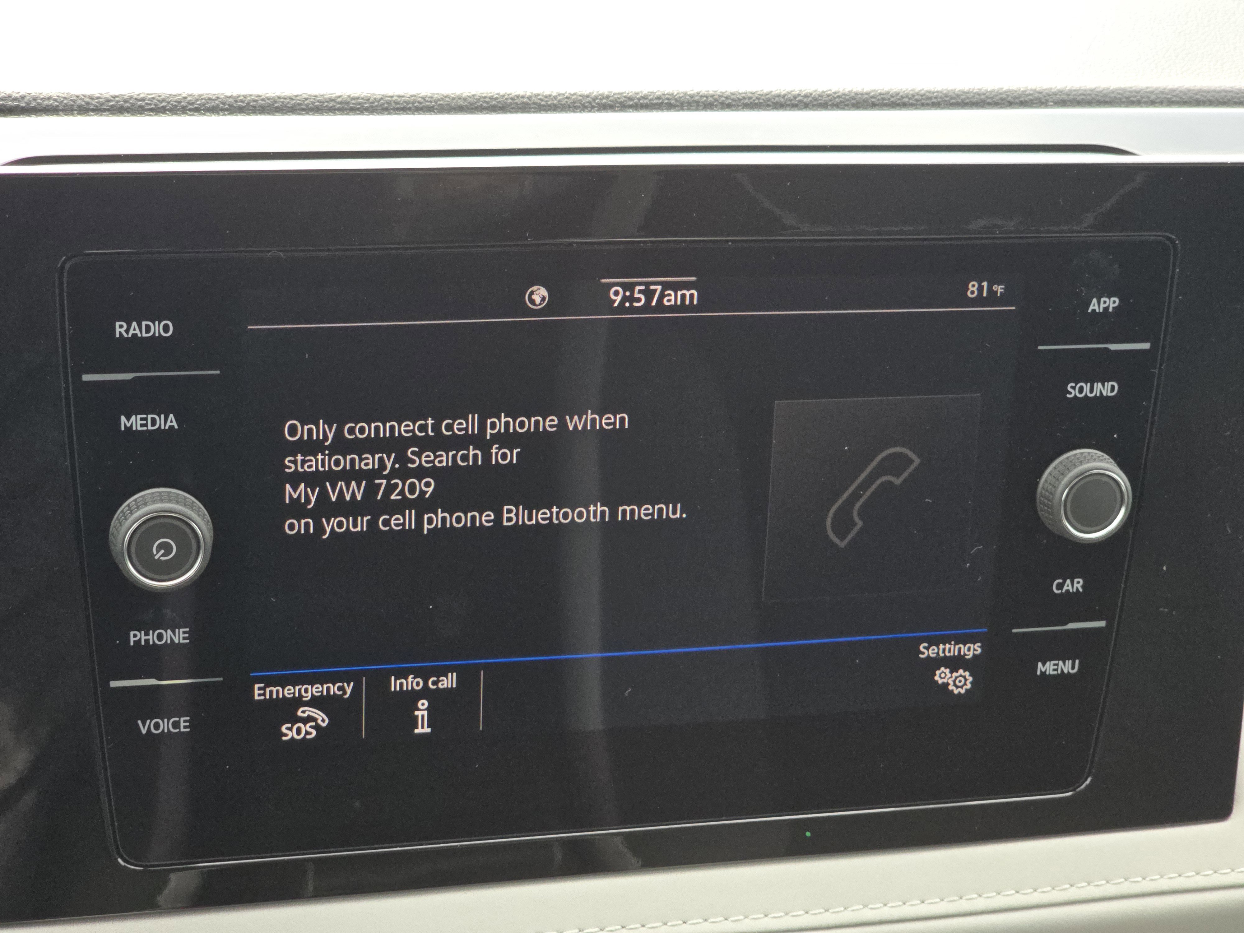 New 2026 Volkswagen Taos SE image 11