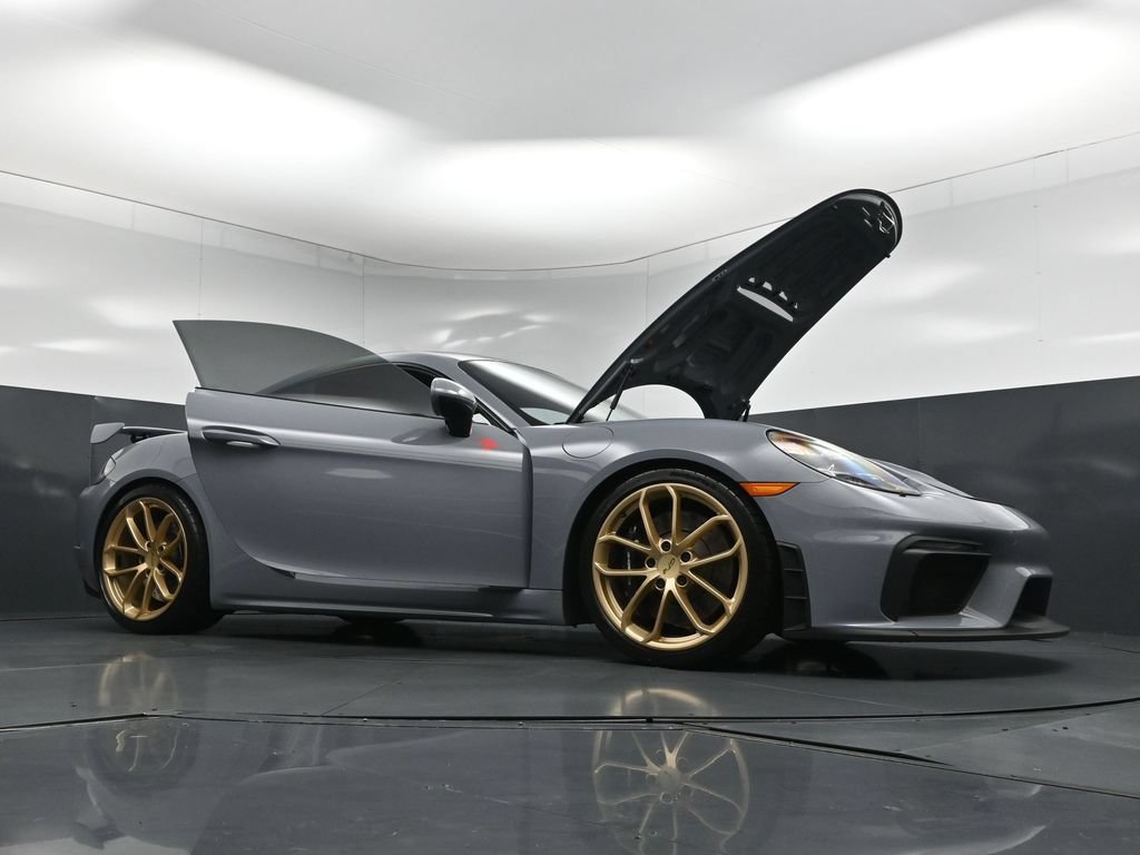 Used 2023 Porsche 718 Cayman GT4 RWD image 34