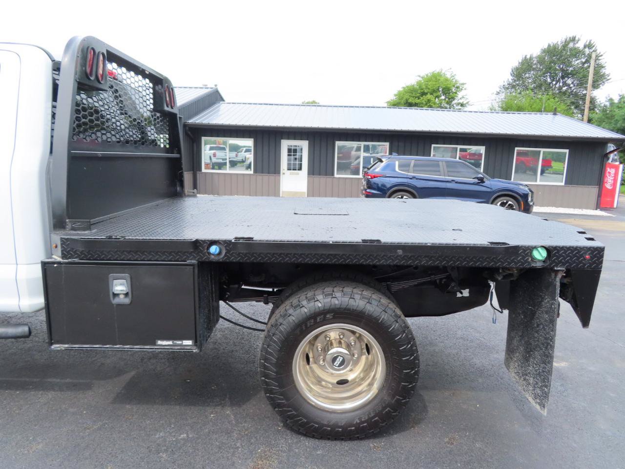 Used 2017 Ford F350 XL w/ Power Equipment Group AWD/4WD image 14