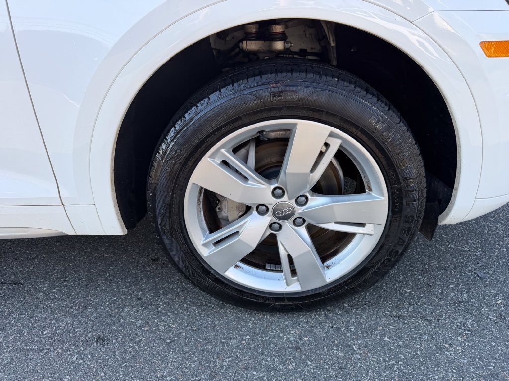 Used 2018 Audi Q5 Premium w/ Premium Plus Package AWD/4WD image 11