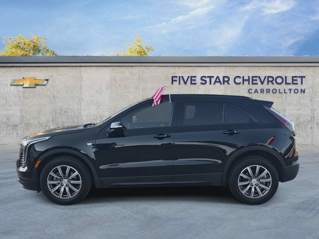 Used 2022 Cadillac XT4 Sport w/ Enhanced Visibility Package FWD image 5