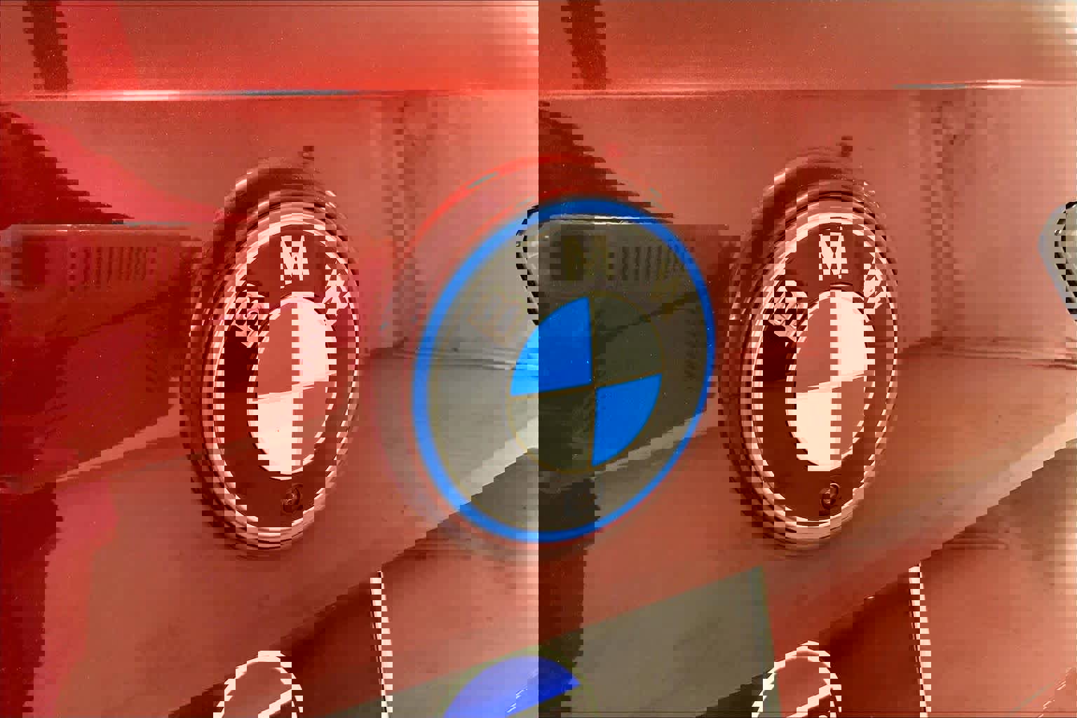 Used 2023 BMW iX xDrive50 w/ Premium Package image 30