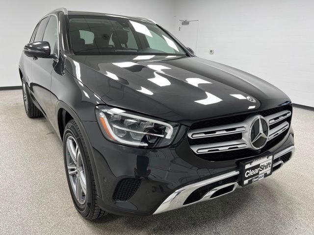 Used 2021 Mercedes-Benz GLC 300 4MATIC image 2
