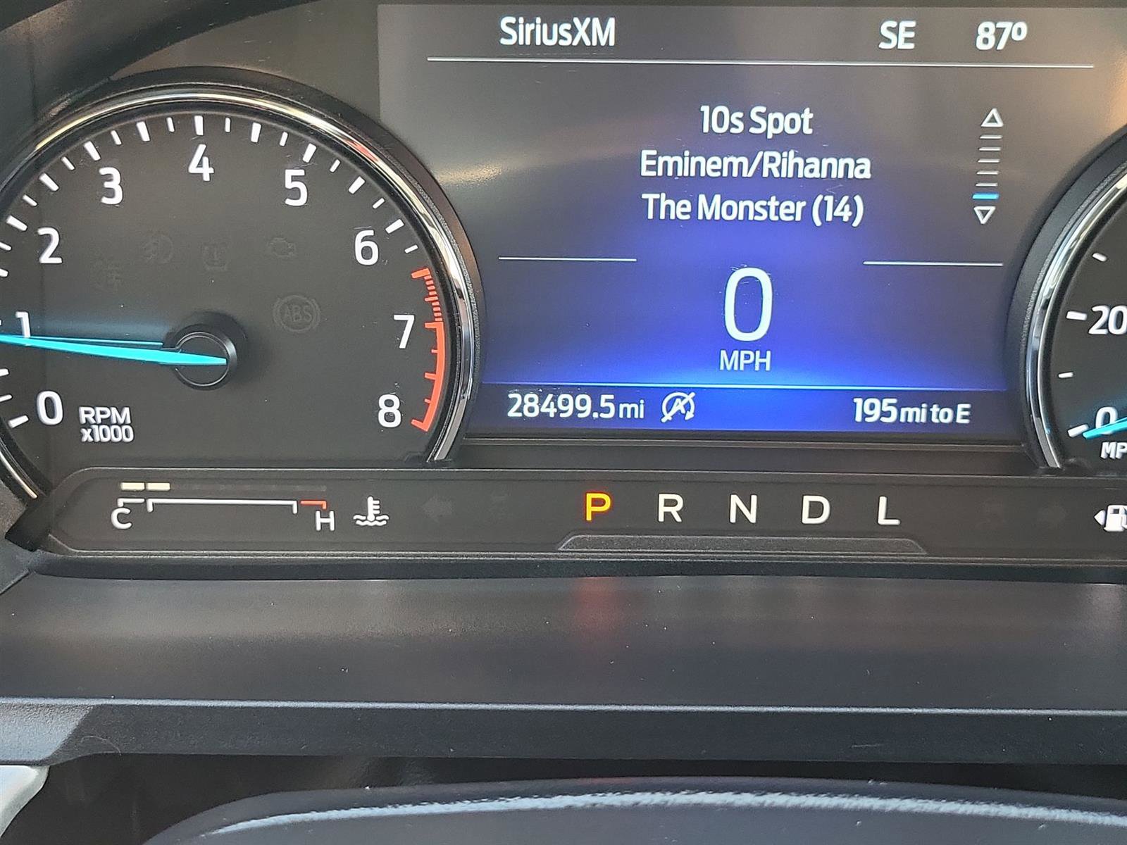 Used 2023 Ford Explorer XLT image 12