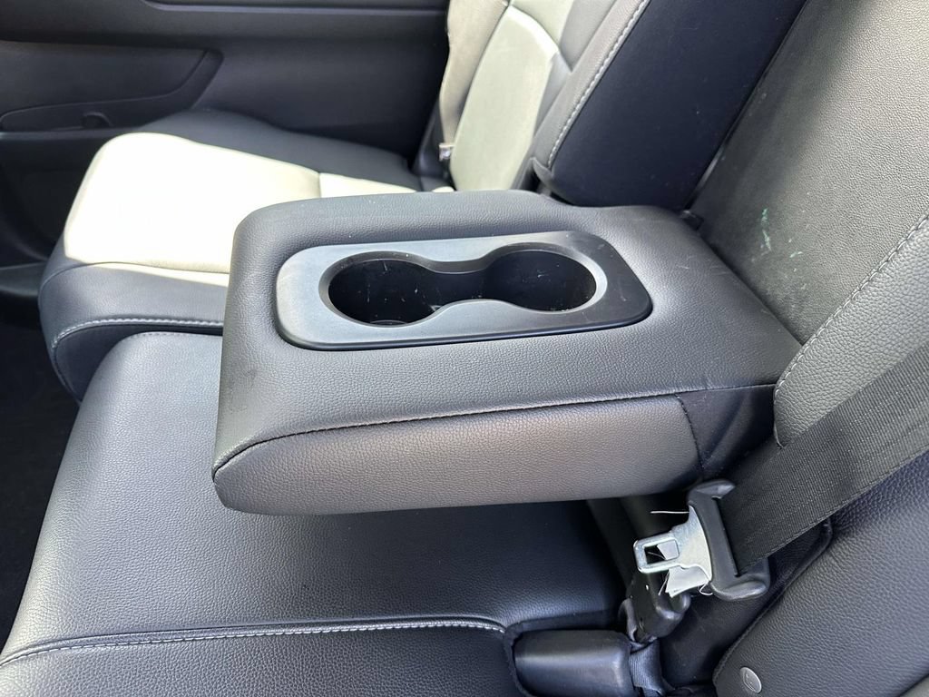 Used 2021 Honda Pilot Special Edition image 11