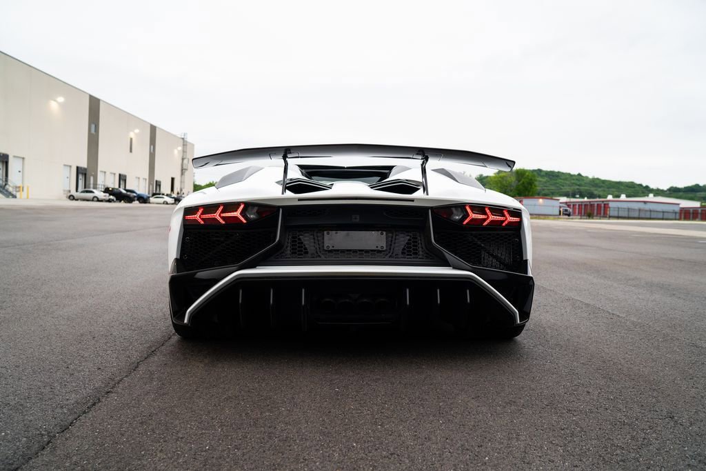 Used 2017 Lamborghini Aventador LP 750-4 Superveloce AWD/4WD image 57