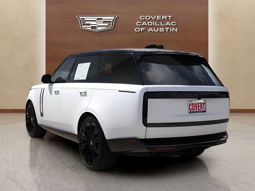 Used 2025 Land Rover Range Rover Autobiography image 3