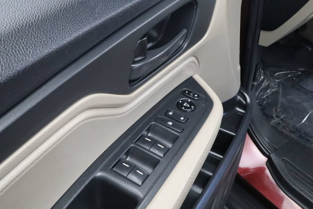 Used 2019 Honda Odyssey EX image 18