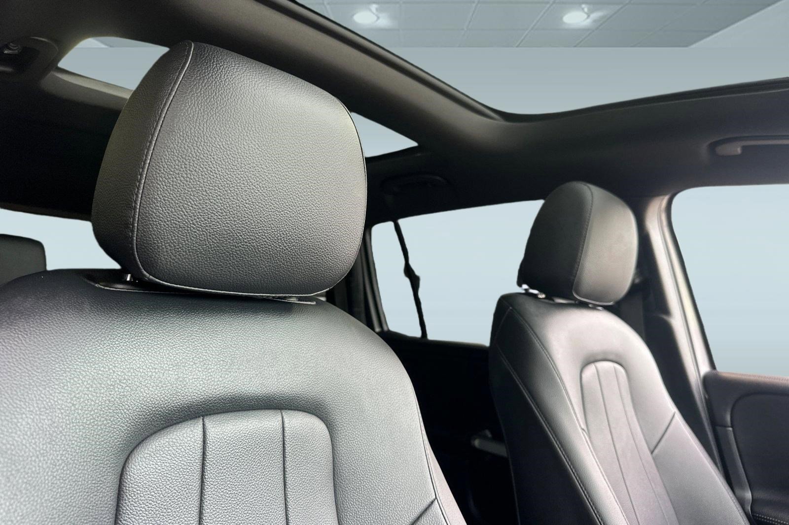 Used 2023 Mercedes-Benz GLB 250 4MATIC image 26