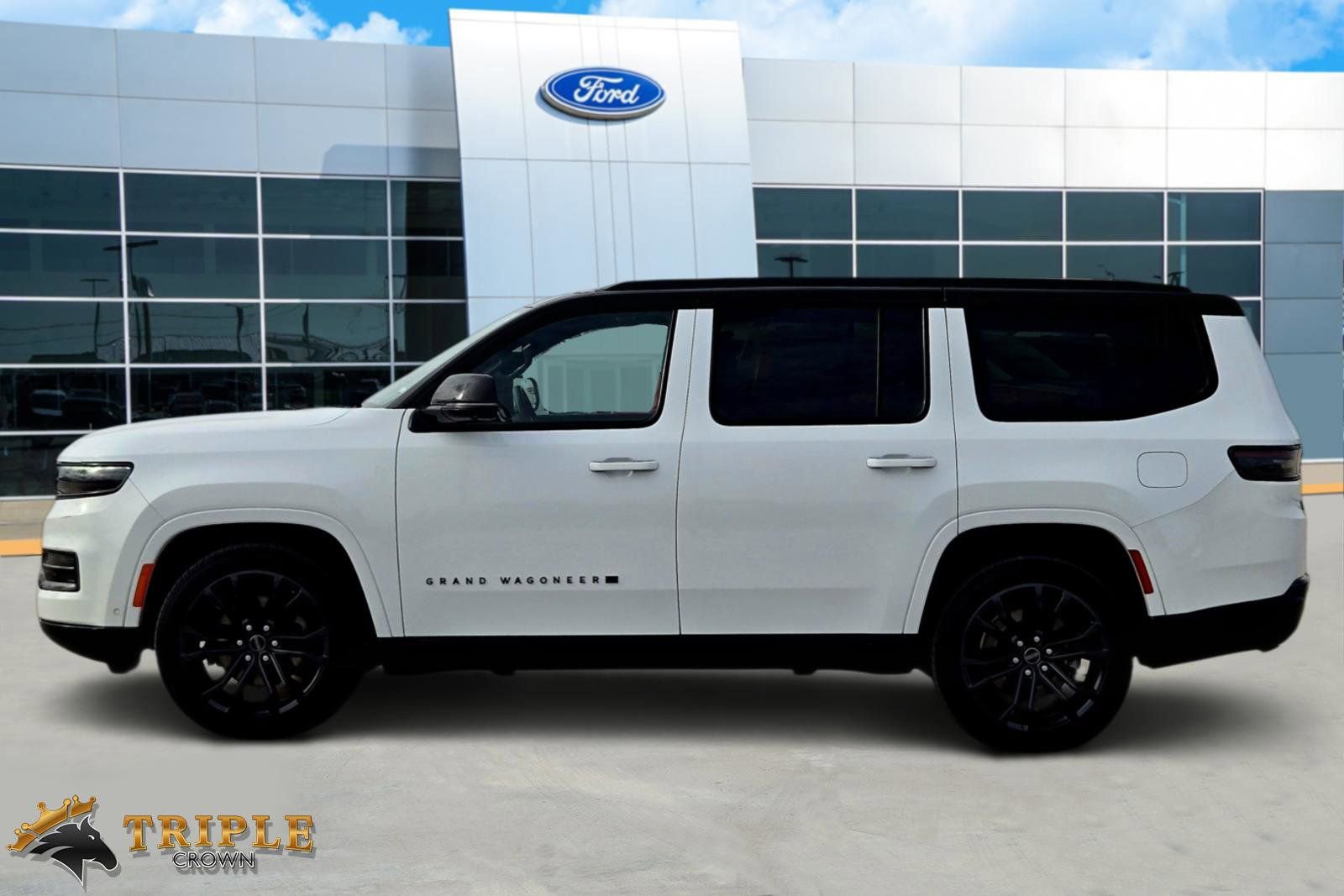 Used 2024 Jeep Grand Wagoneer Series II w/ Quick Order Packagew 28T image 3