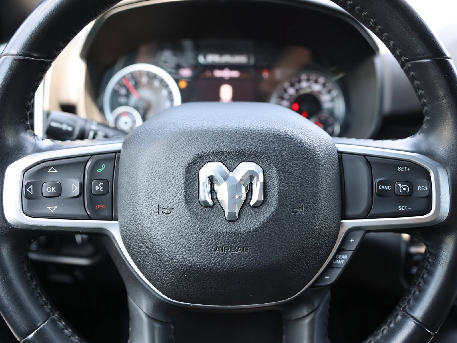 Used 2022 RAM 1500 Big Horn AWD/4WD image 41
