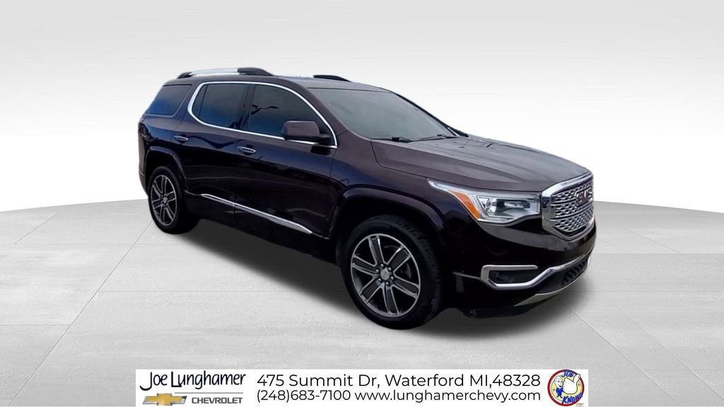Used 2018 GMC Acadia Denali w/ Technology Package FWD image 2