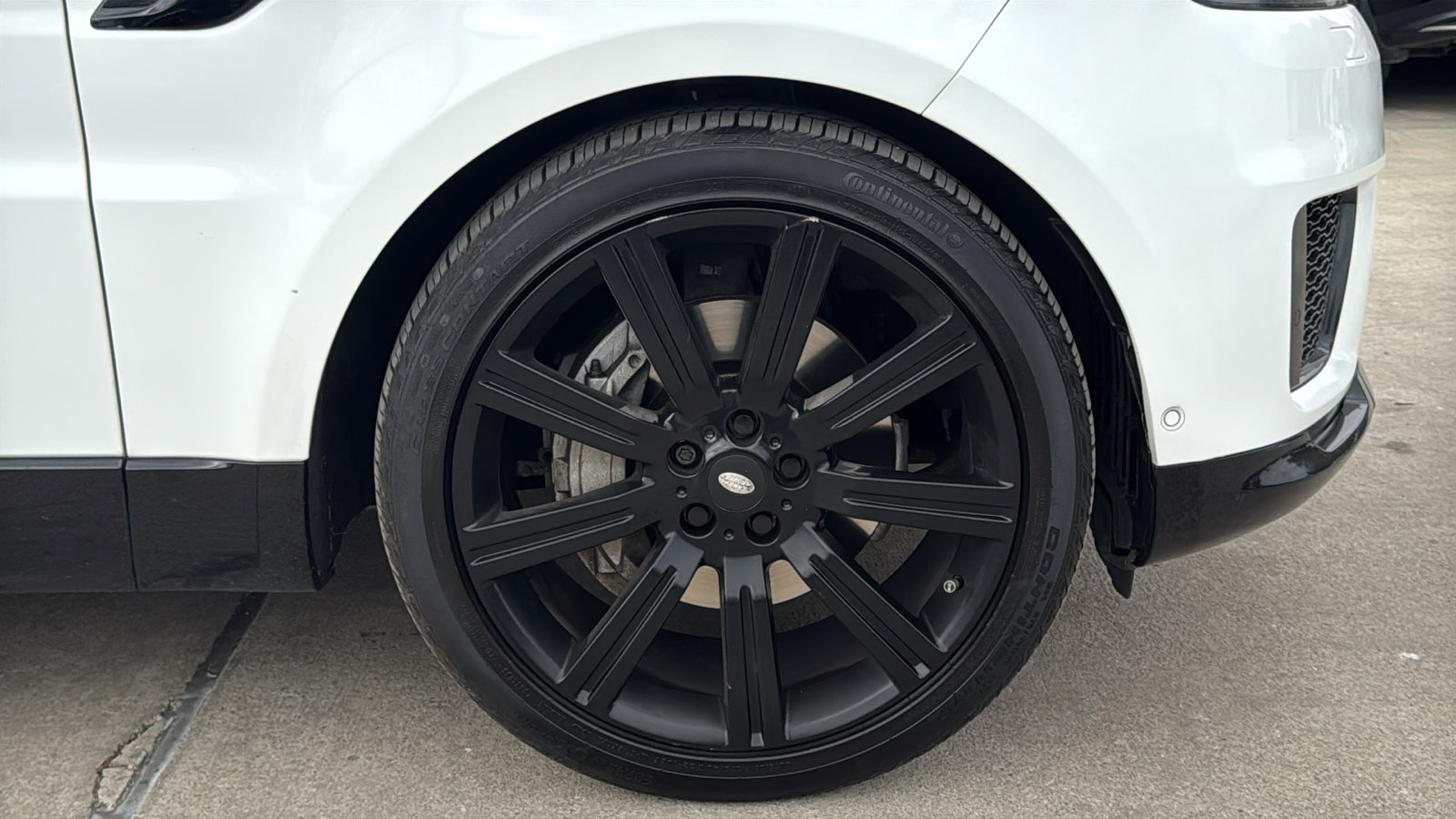 Used 2018 Land Rover Range Rover Sport HSE image 33