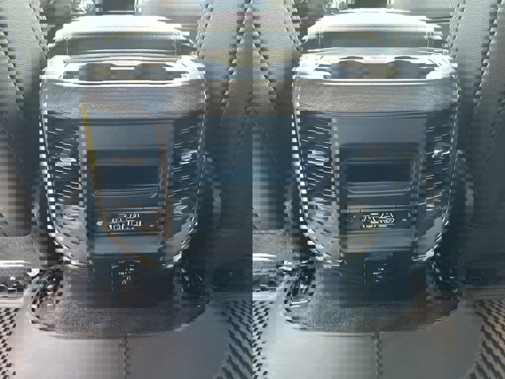 New 2025 RAM 1500 Laramie image 14