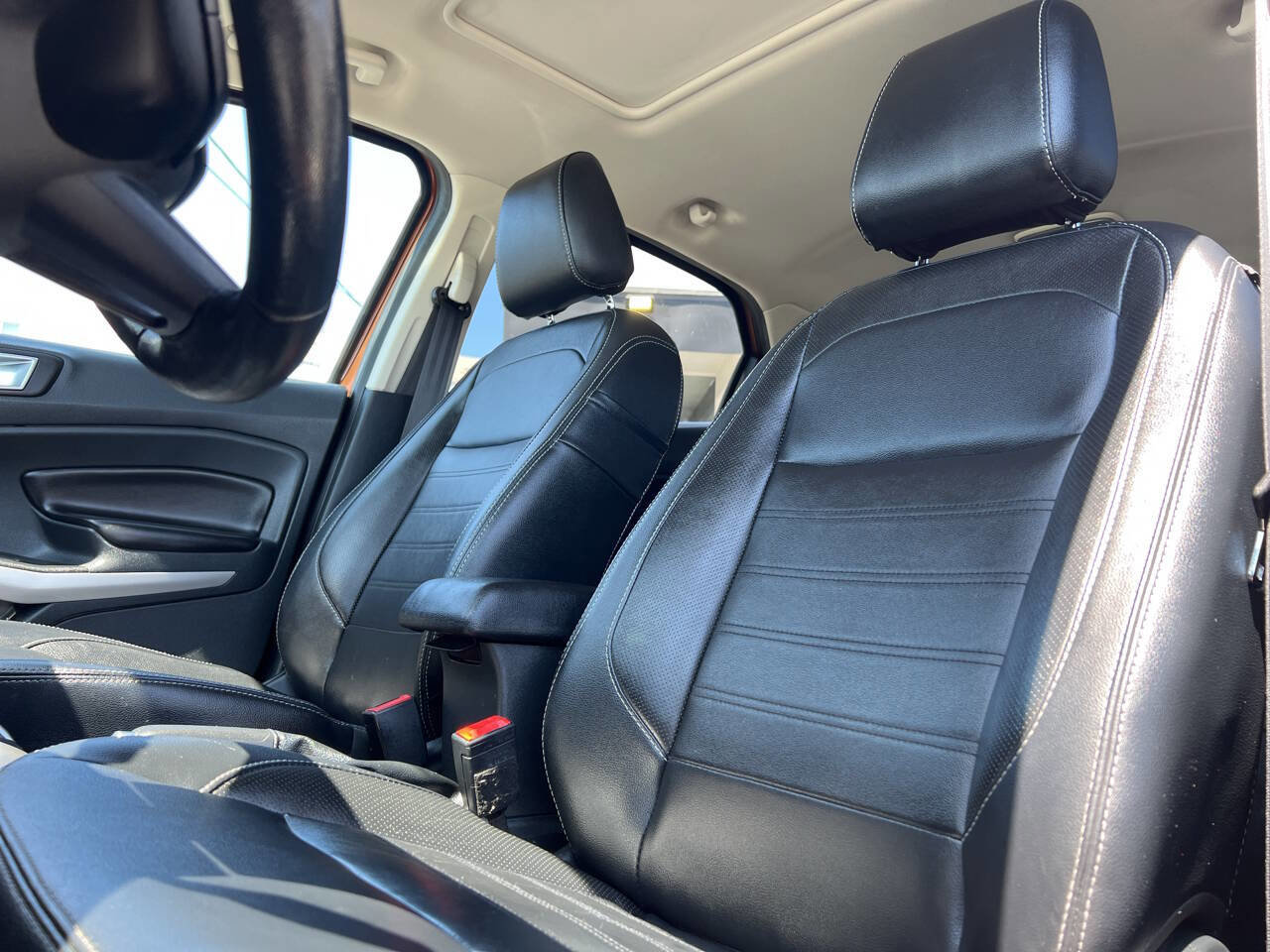 Used 2019 Ford EcoSport Titanium image 33