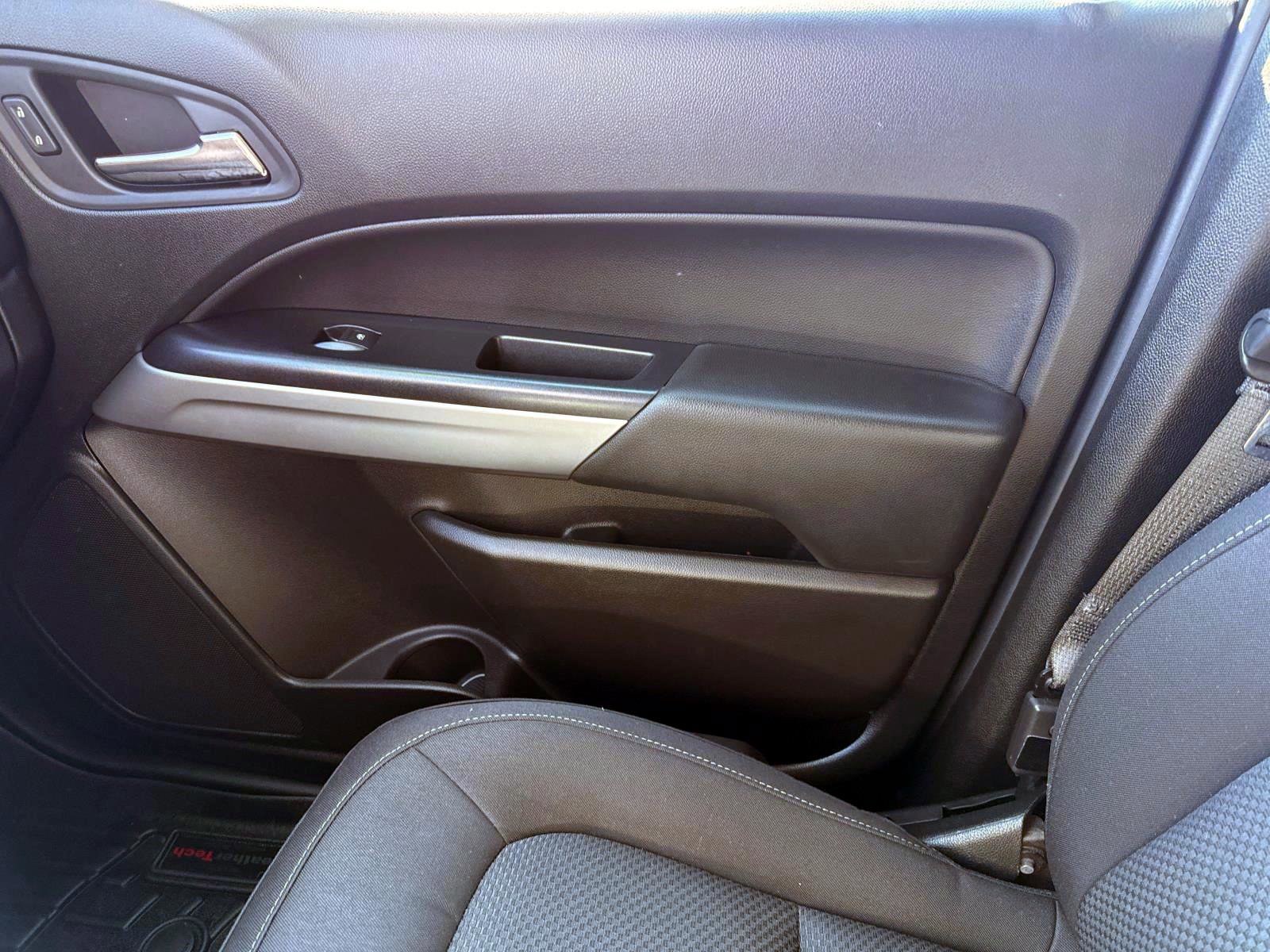 Used 2020 Chevrolet Colorado LT w/ LT Convenience Package image 23
