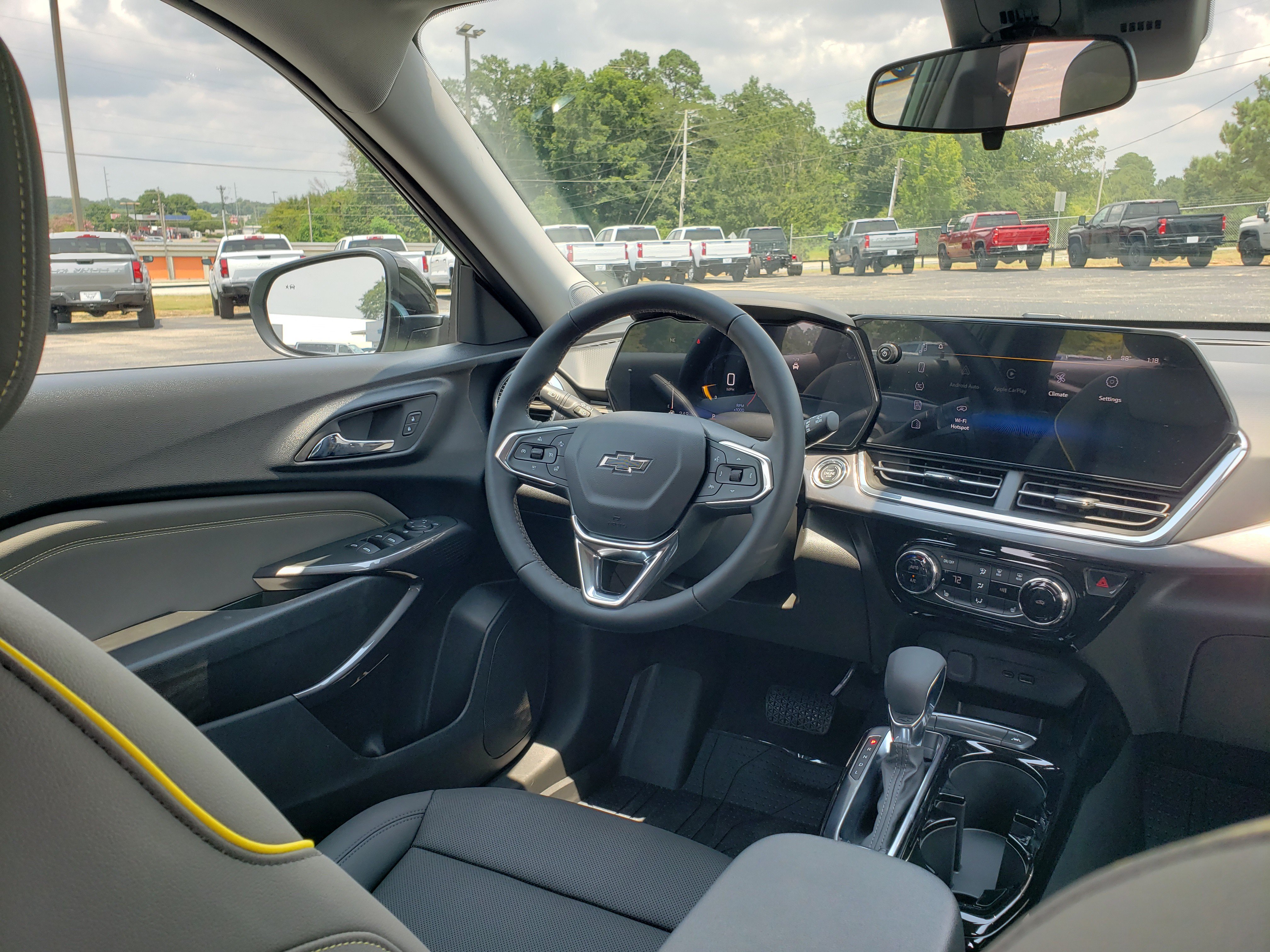 New 2026 Chevrolet Trax ACTIV w/ Driver Confidence Package FWD image 37