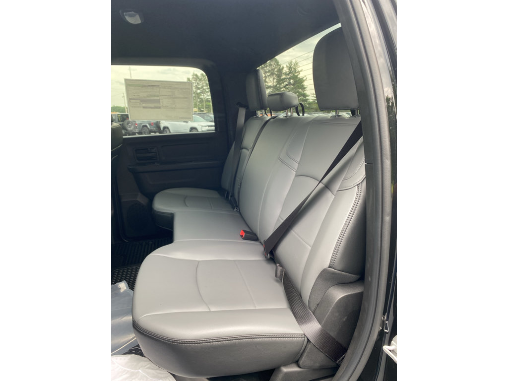 New 2026 RAM 3500 Tradesman w/ Chrome Appearance Group A AWD/4WD image 17