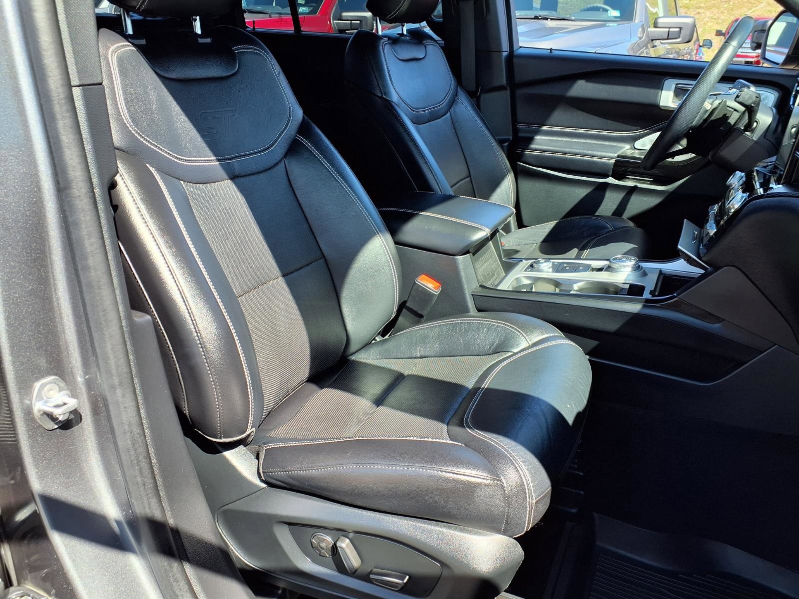 Certified 2021 Ford Explorer ST w/ Equipment Group 401A image 7