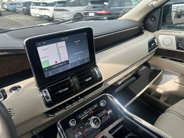 Used 2020 Lincoln Navigator Reserve w/ Luxury Package image 33