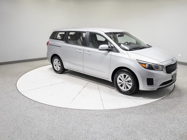 Used 2018 Kia Sedona L FWD image 27