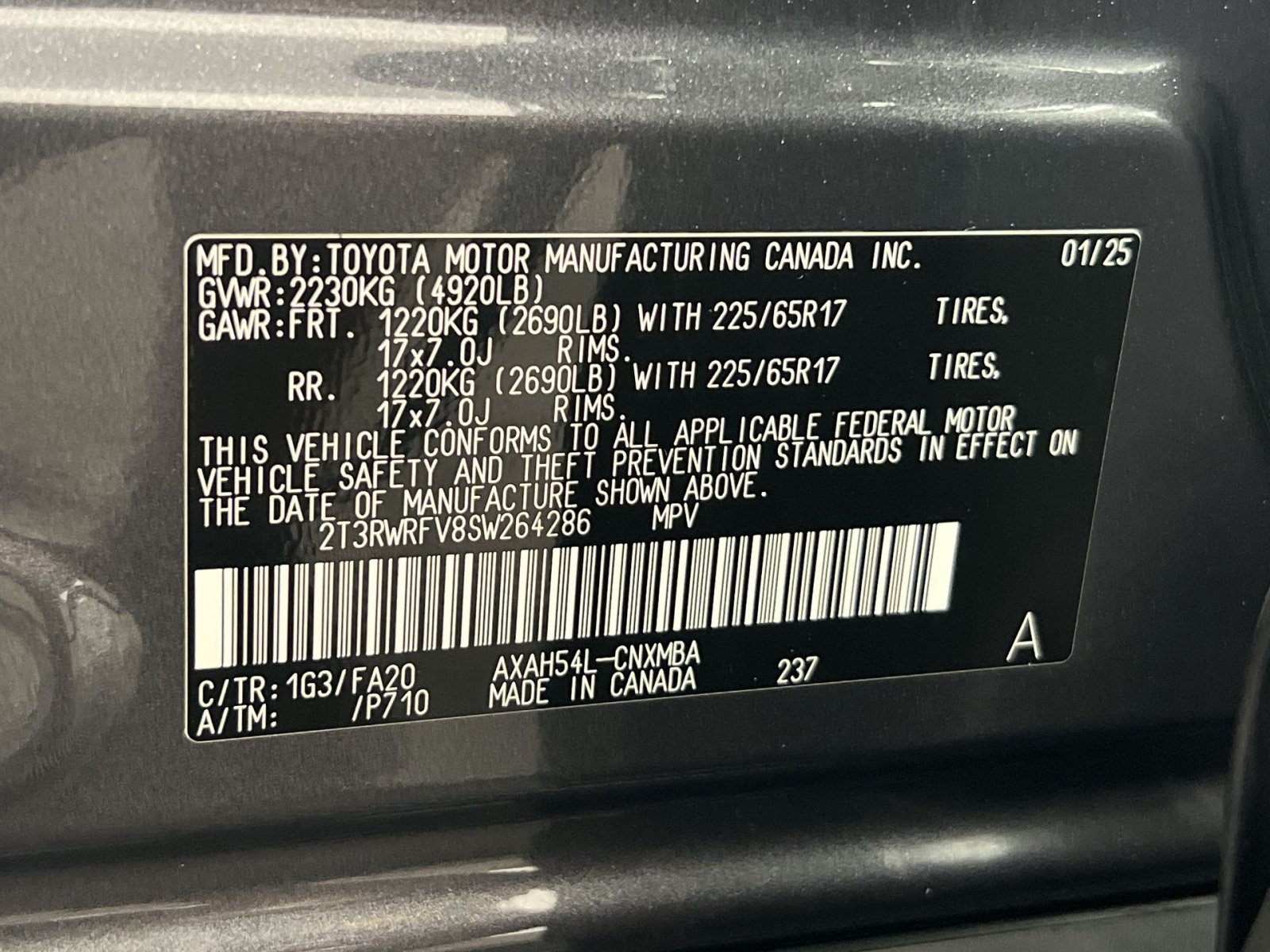 Used 2025 Toyota RAV4 XLE AWD/4WD image 30