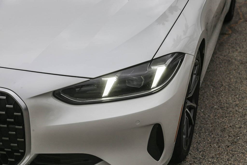 Used 2025 BMW 430i Coupe image 4