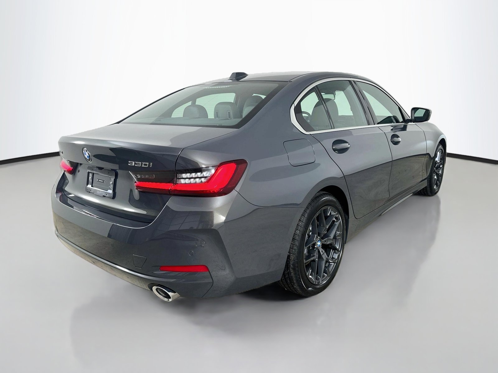 New 2026 BMW 330i xDrive Sedan w/ Premium Package AWD/4WD image 5