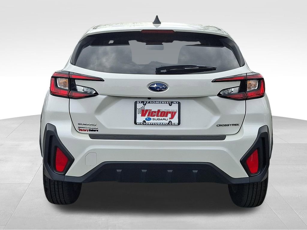 Used 2024 Subaru Crosstrek 2.0i image 5