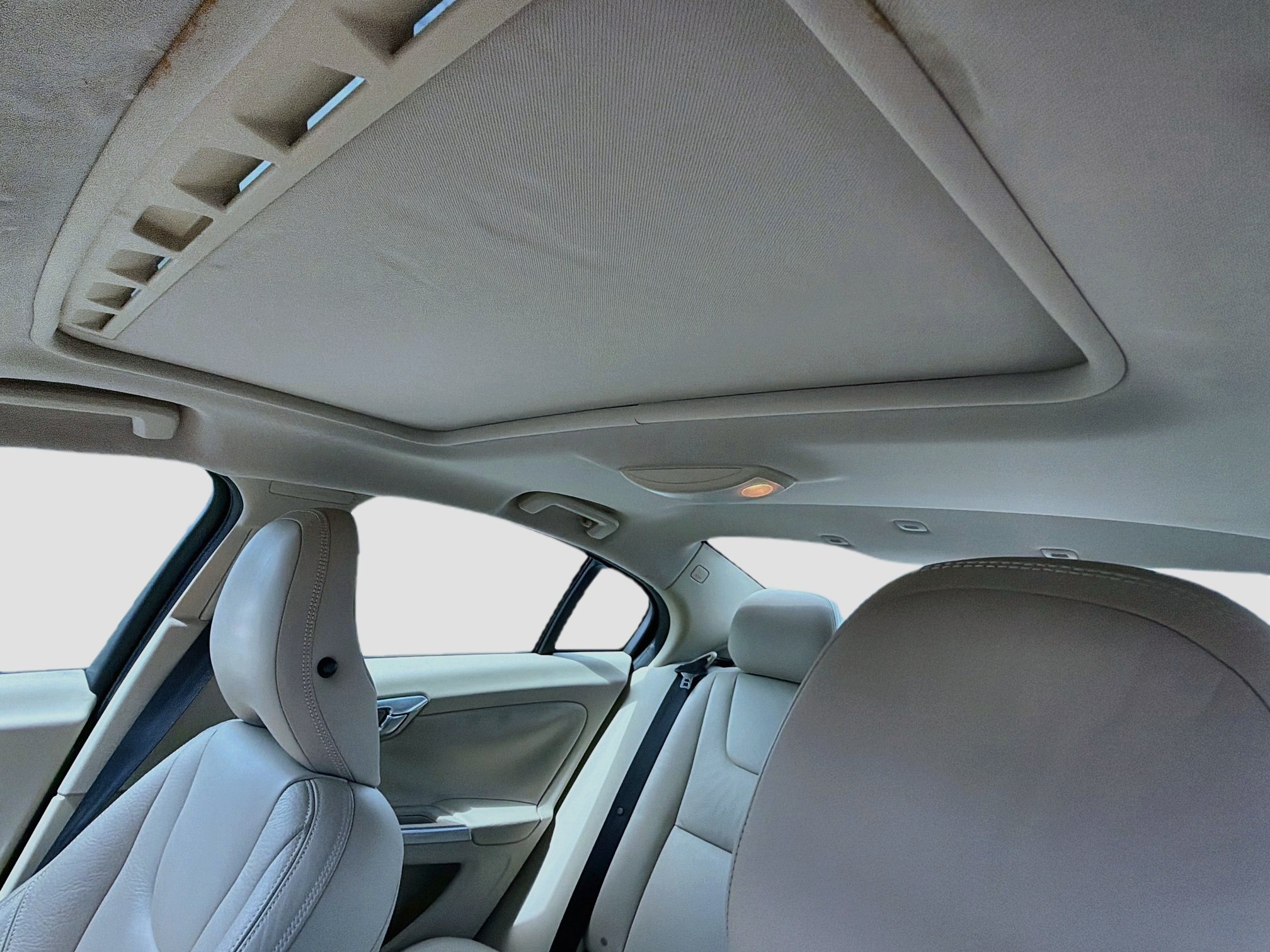 Used 2014 Volvo S60 T5 FWD image 25