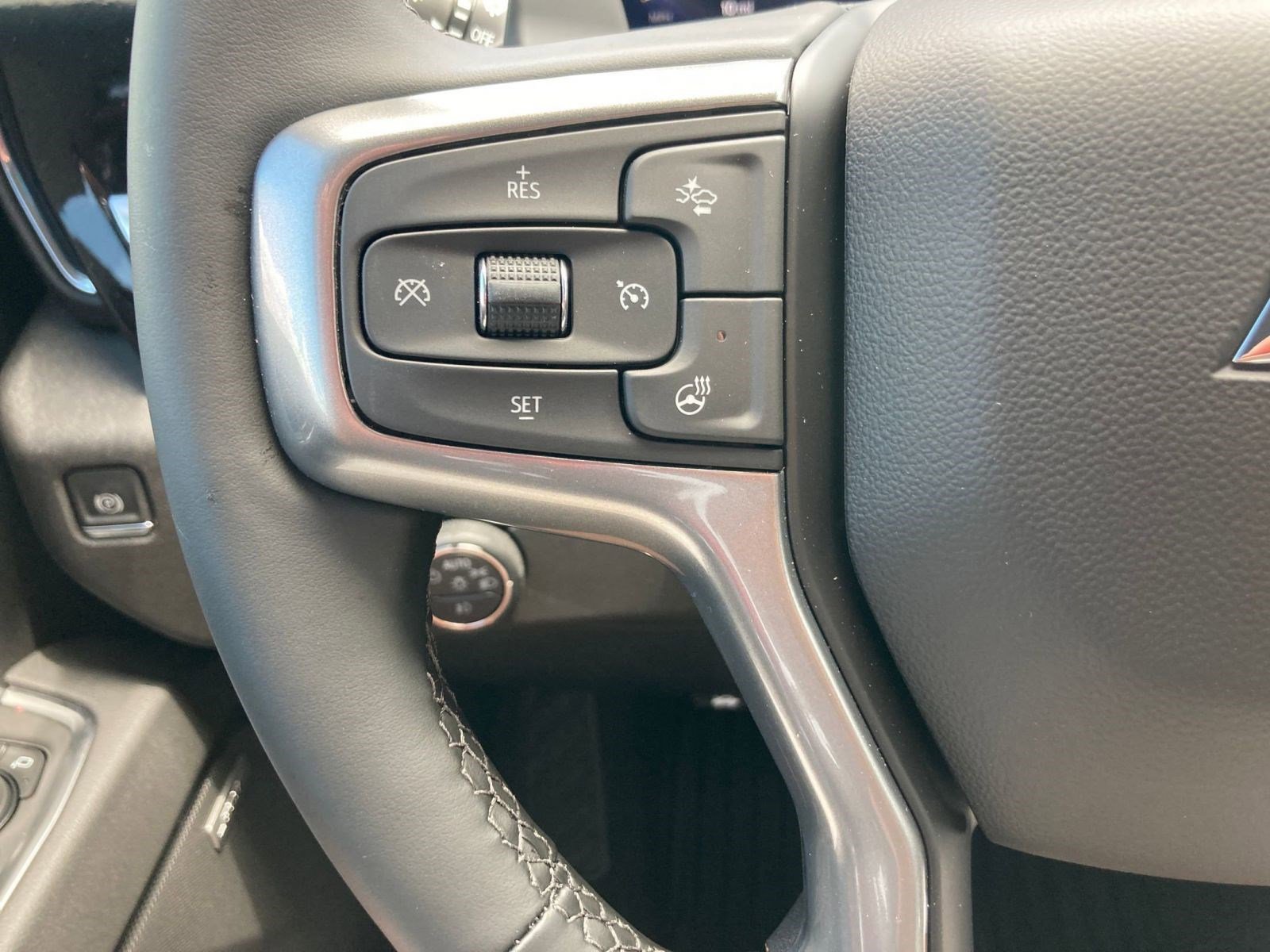 New 2026 Chevrolet Silverado 1500 LTZ w/ LTZ Premium Package image 15
