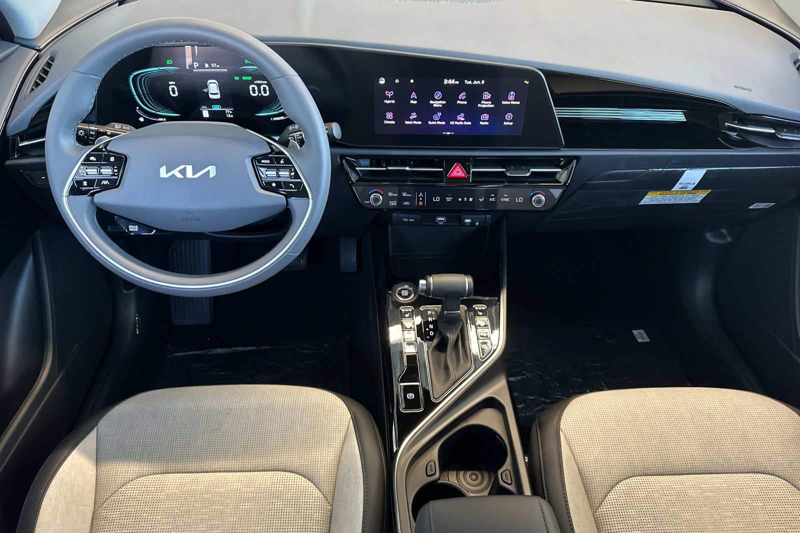 New 2026 Kia Niro FWD image 13