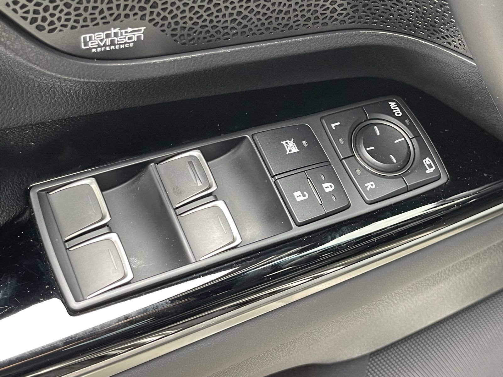 Used 2024 Lexus LX 600 F Sport AWD/4WD image 12