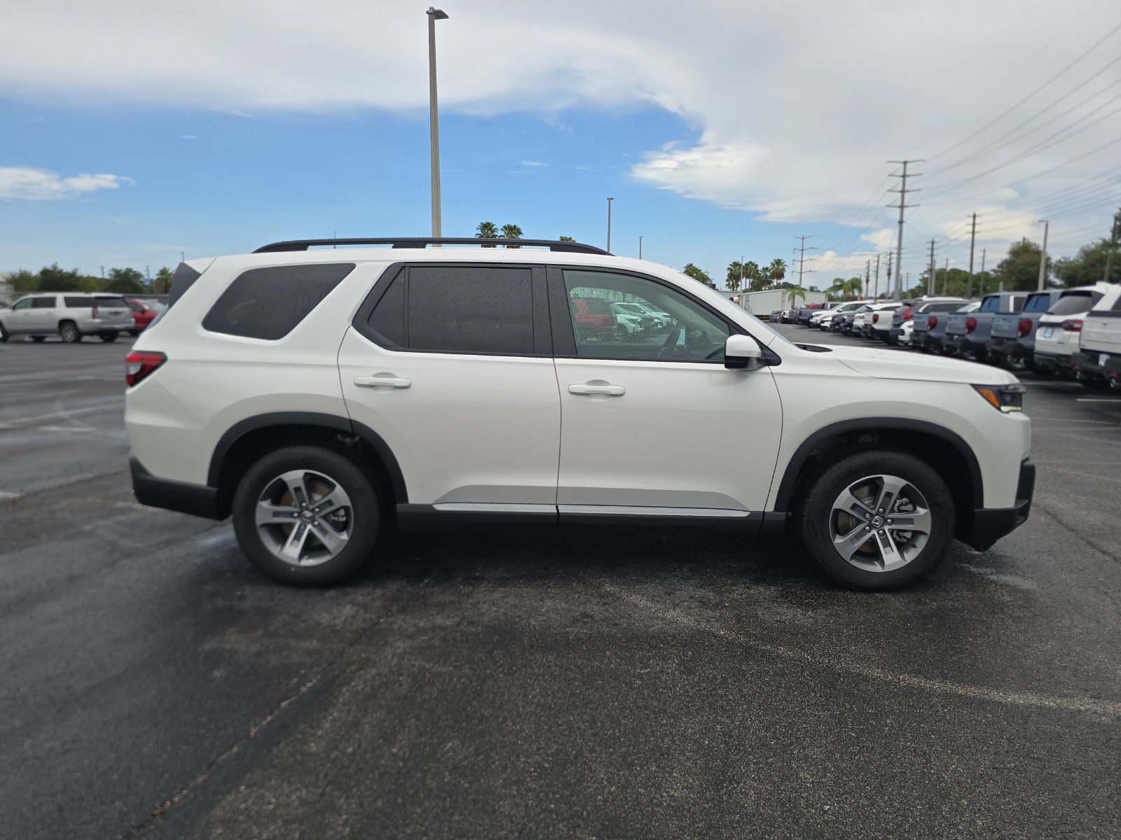 New 2026 Honda Pilot EX-L image 3