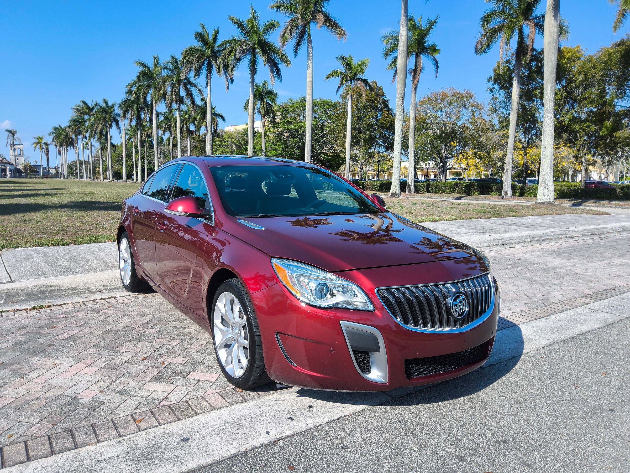 Used 2017 Buick Regal GS w/ Driver Confidence Package #1