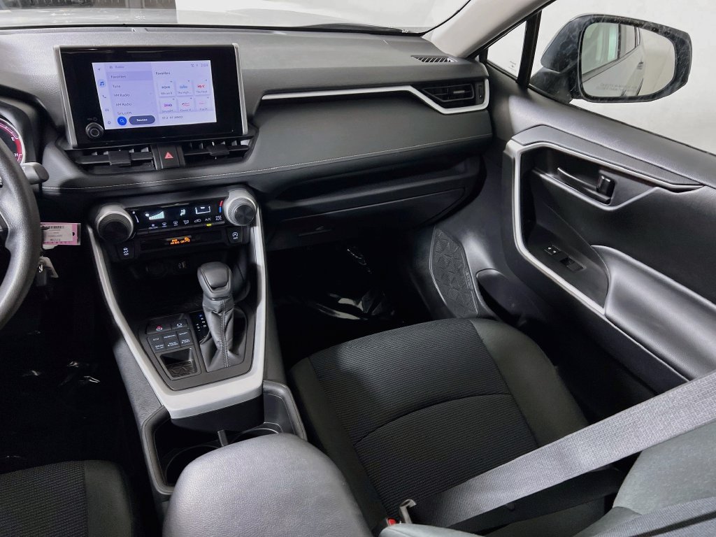 Certified 2024 Toyota RAV4 LE AWD/4WD image 20