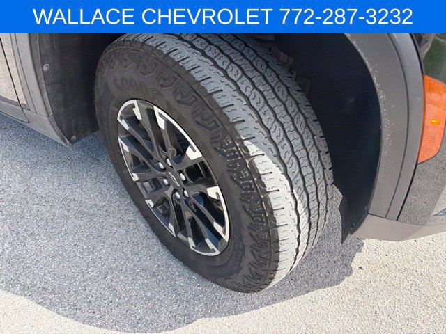 Used 2025 Chevrolet Traverse Z71 w/ Driver Confidence Package AWD/4WD image 6