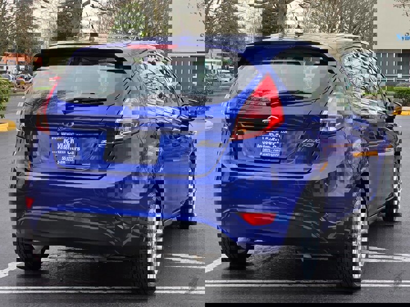 Used 2014 Ford Fiesta SE w/ Equipment Group 201A image 8