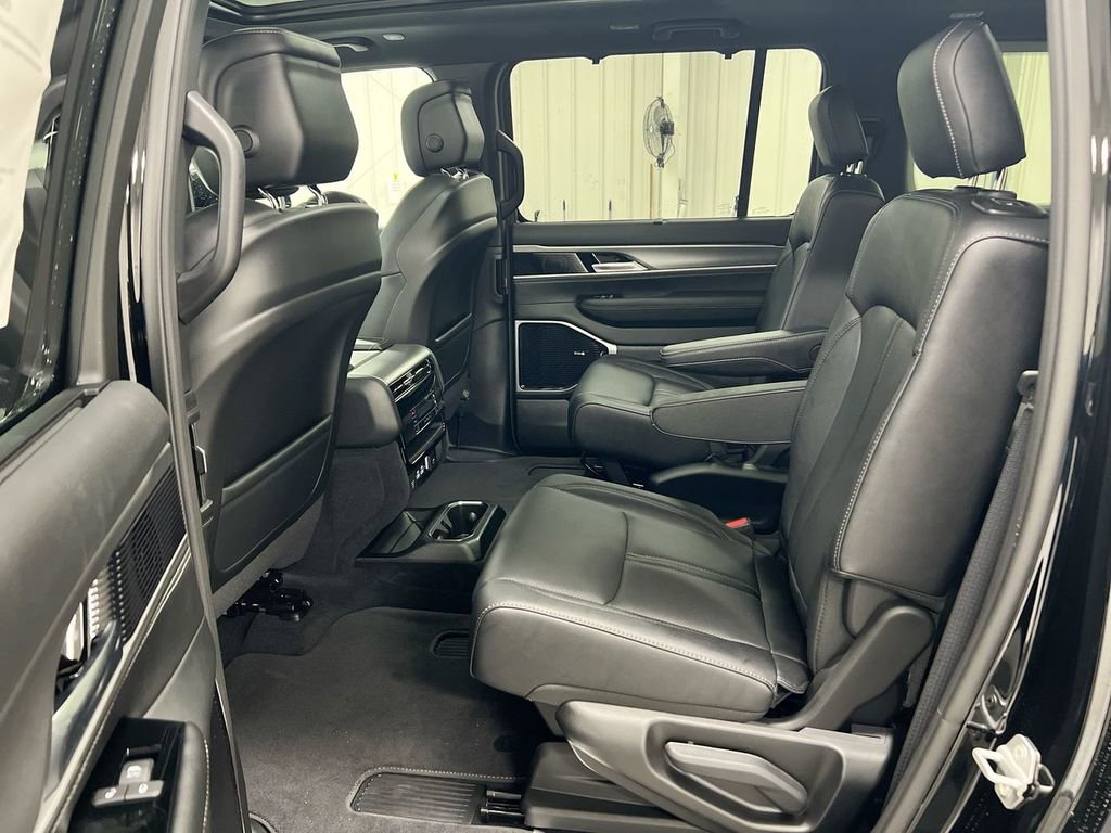 New 2026 Jeep Grand Wagoneer L Limited image 24