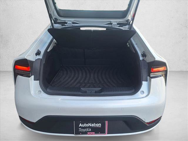 Used 2023 Toyota Prius Prime SE image 17