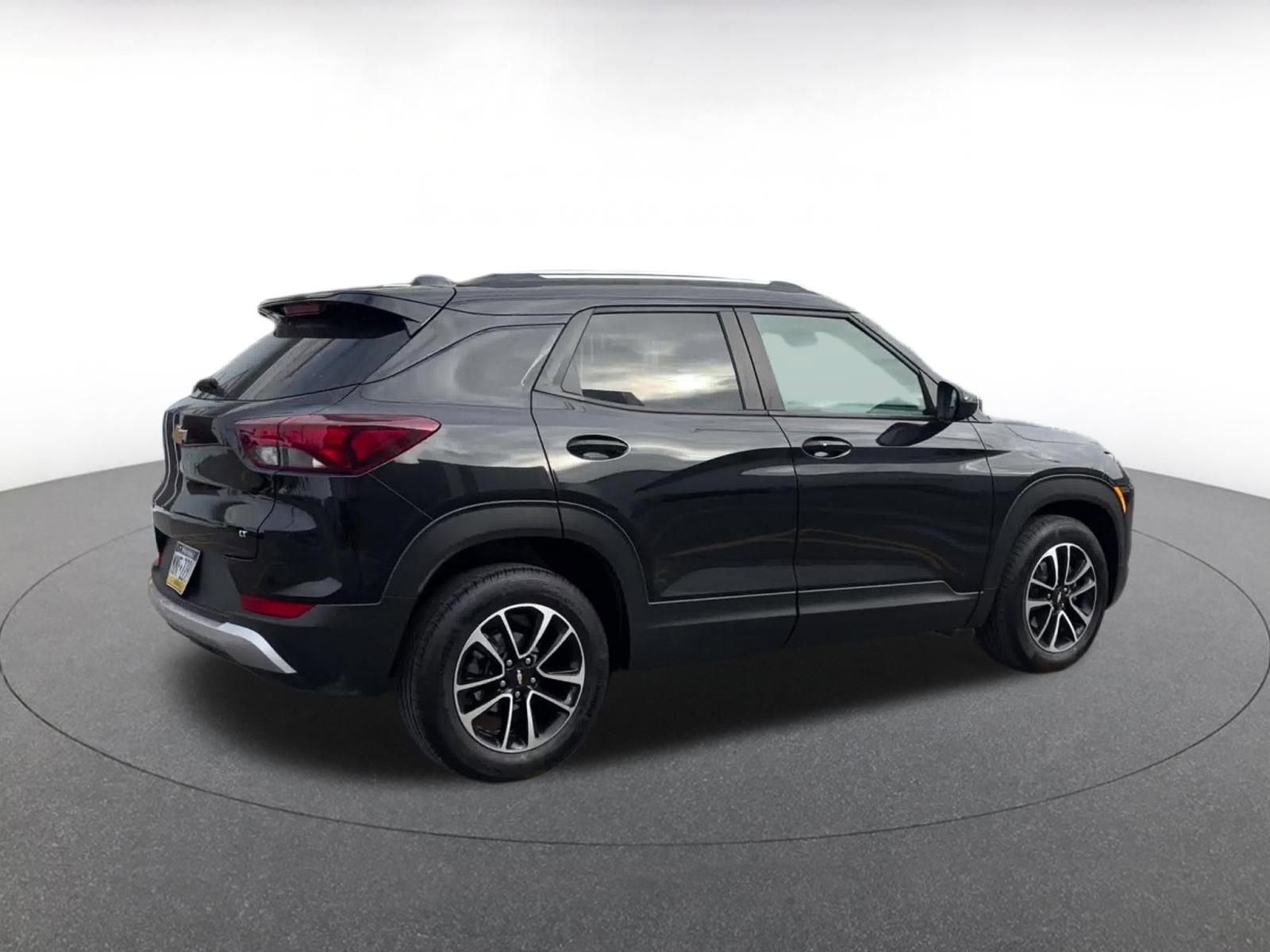 Used 2025 Chevrolet TrailBlazer LT image 14